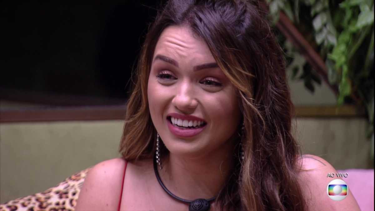 Rafa, ainda eufórica por ter chegado na final do BBB 20