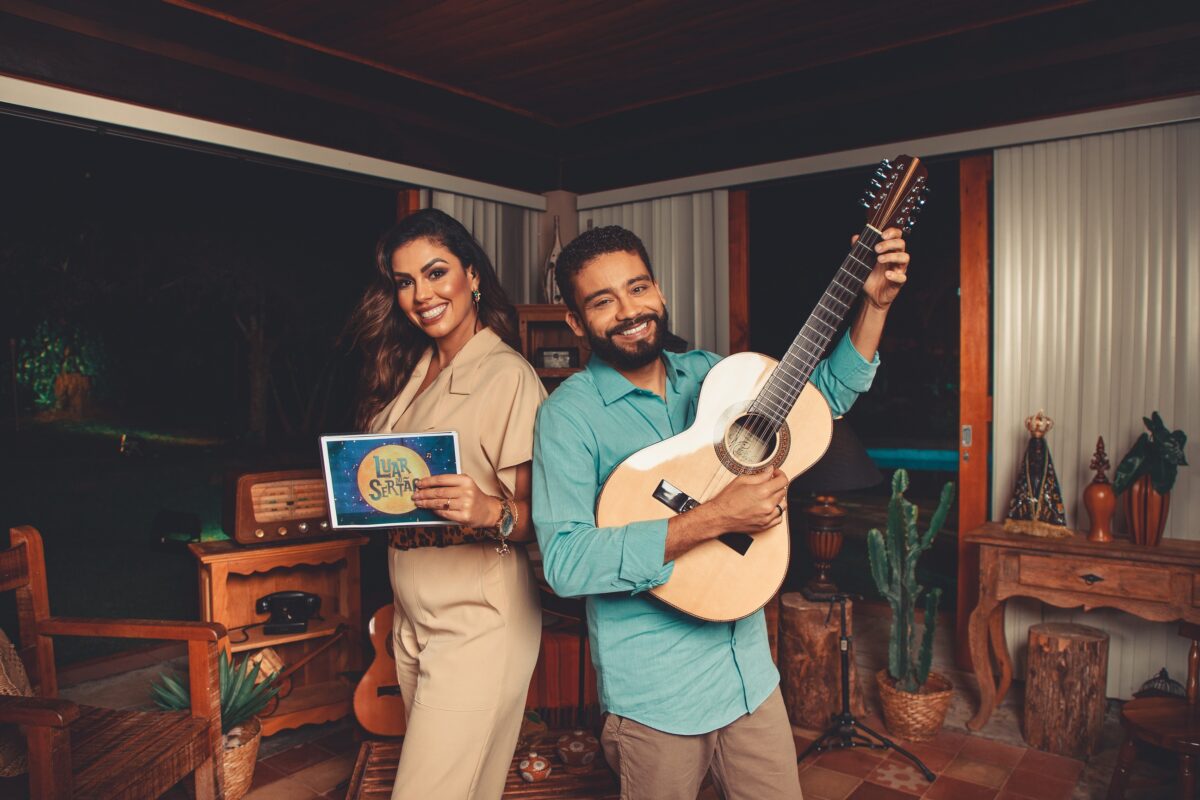 Wanessa Ferreira e padre Paulinho apresentam o "Luar do Sertão"