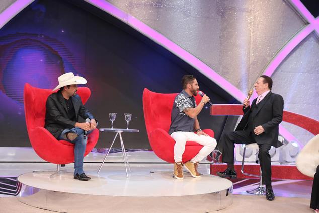 Edson e Hudson no Programa Raul Gil 