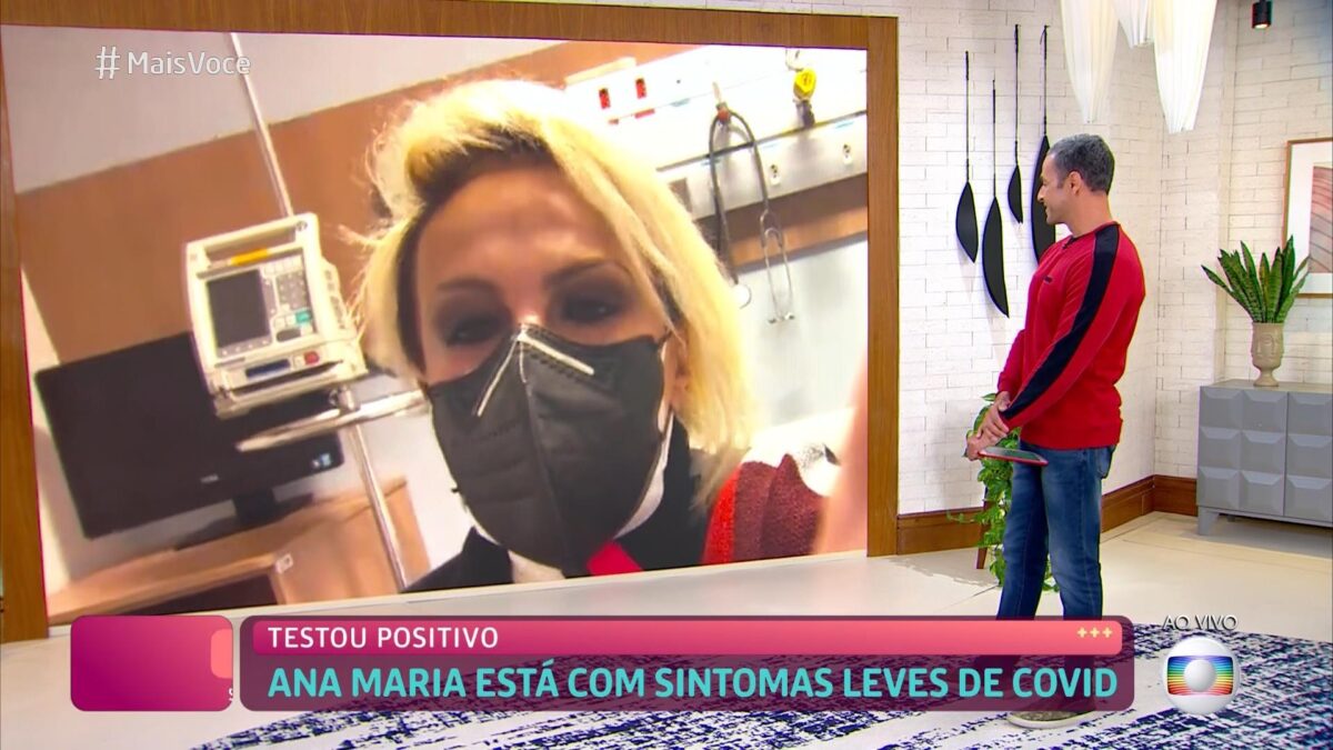 Ana Maria Braga, do telão, participando ao vivo do Mais Você, apresentado por Fabricio Battaglini do estúdio
