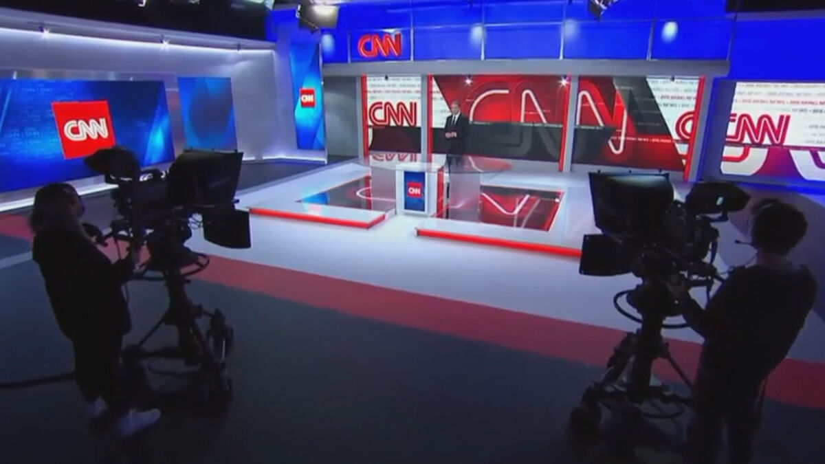 Um dos cenários do estúdio da CNN Portugal