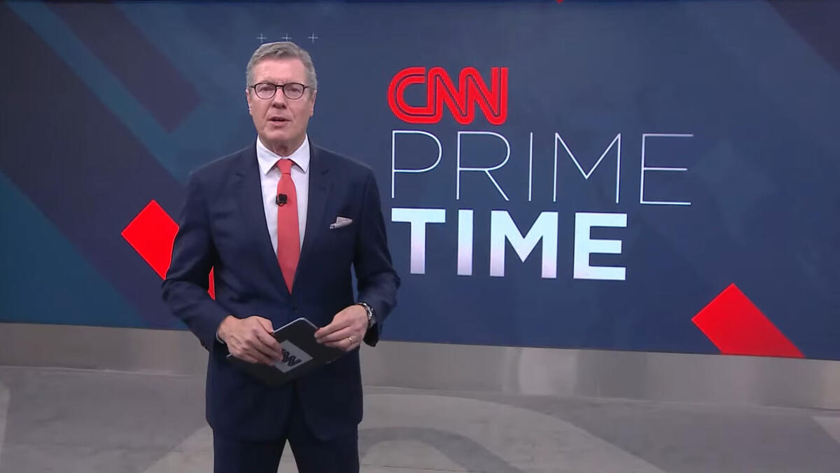 VÍDEO Apresentador da CNN Márcio Gomes parabeniza a Record