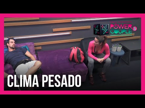 "Você não está sendo parceiro", diz Renata ao discutir com Leandro | Power Couple Brasil 5