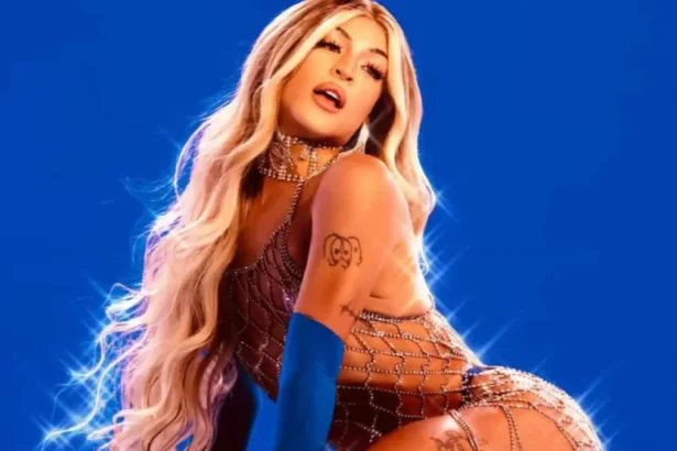 Pabllo Vittar em ensaio sensual