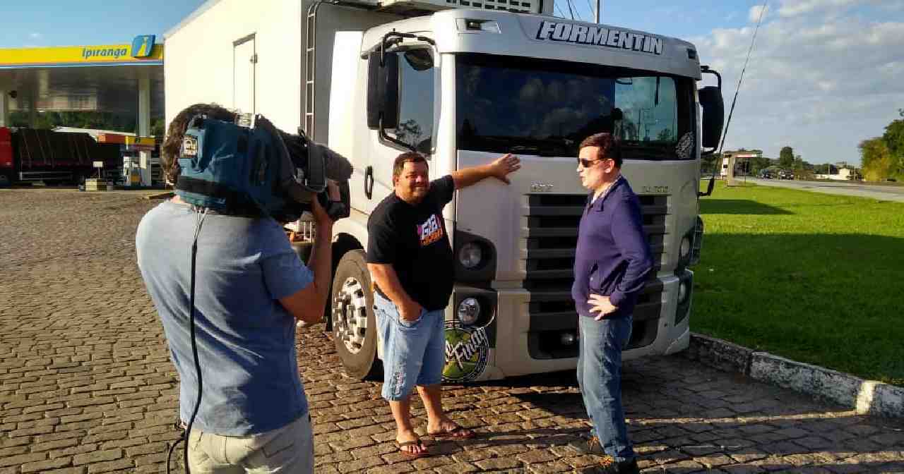 Conexão Repórter grava com caminhoneiros