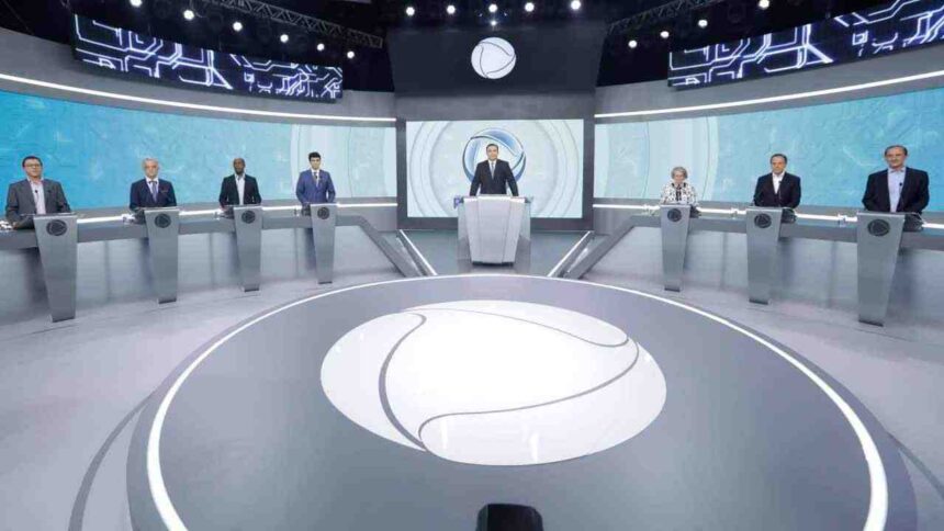 Cenário do debate na Record