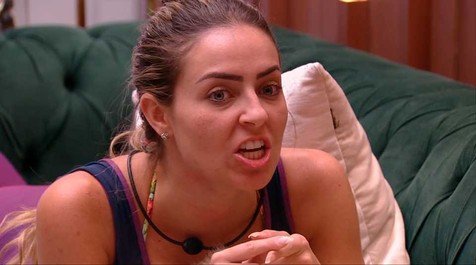 Paula BBB 19