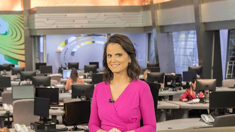 Roberta Piza apresentando o Fala Brasil