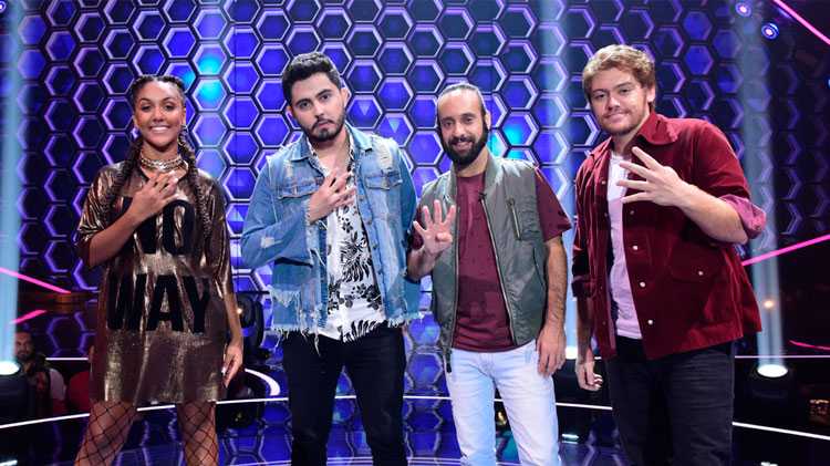 Finalistas do 'The Four Brasil' fazem sucesso com pocket shows