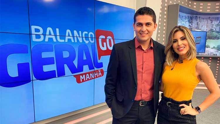 Marcelo Vidal e Mariana Martins apresentam o 'Balanço Geral Manhã GO"