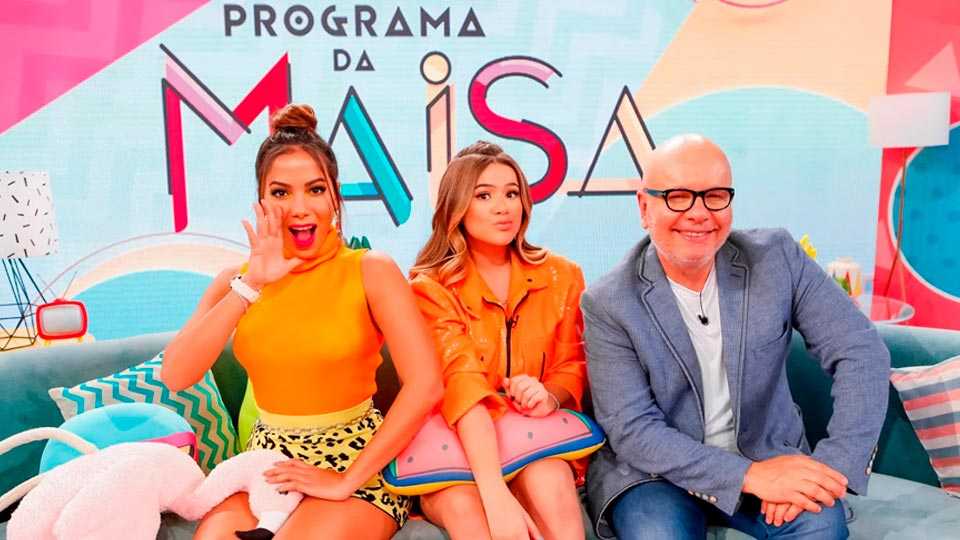 Anitta e Marcelo Tas com Maisa Silva