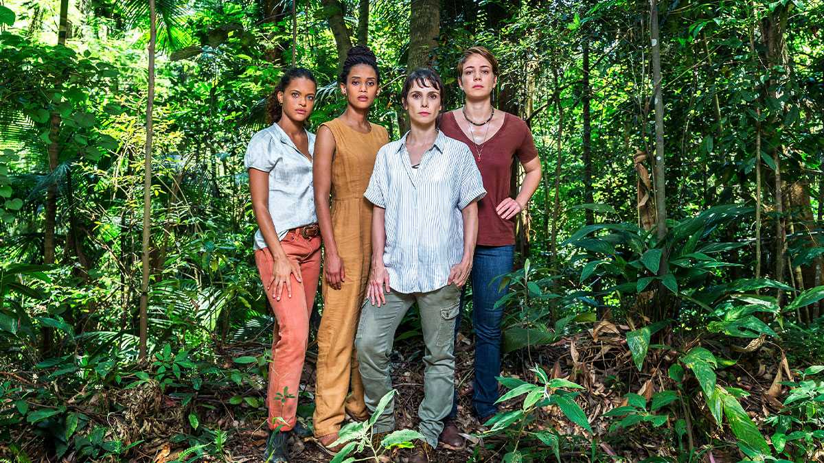 Clara ( Thainá Duarte ), Verônica ( Taís Araújo ), Natalie ( Débora Falabela ) e Luiza ( Leandra Leal ) série Aruanas