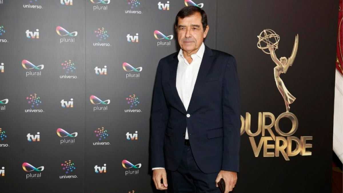 José Eduardo Moniz na festa em comemoração ao Emmy de Ouro Verde