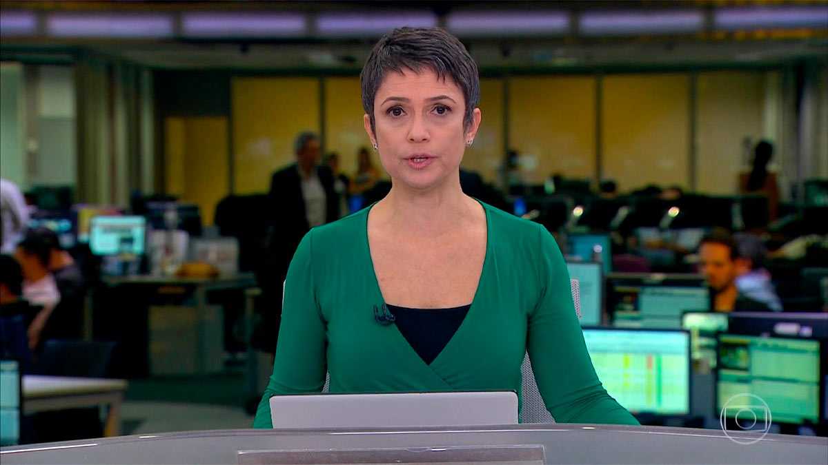 Sandra Annenberg apresenta o Jornal Hoje sozinha