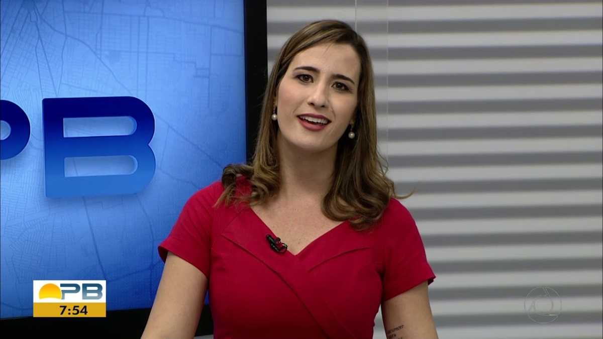 Patrícia Rocha apresentando o seu último 'Bom Dia PB'