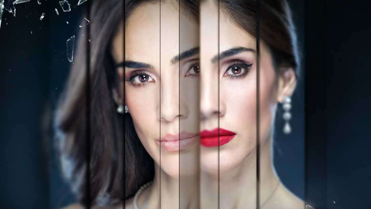 Sandra Echeverría como Paulina e Paola, na nova versão de A Usurpadora, exibida no SBT