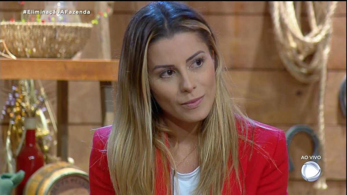 Aricia Silva é eliminada de A Fazenda