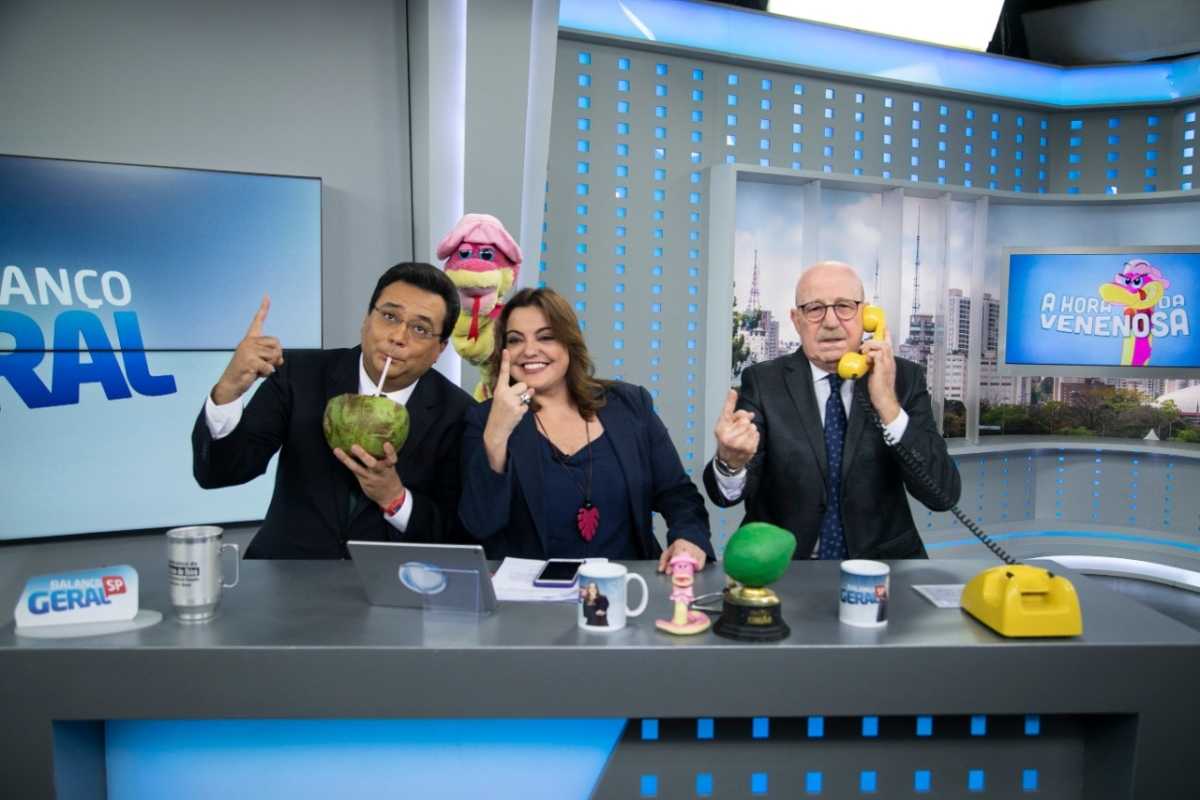 Geraldo Luís, Fabíola Reipert e Renato Lombardi apresentam o 'A Hora da Venenosa'