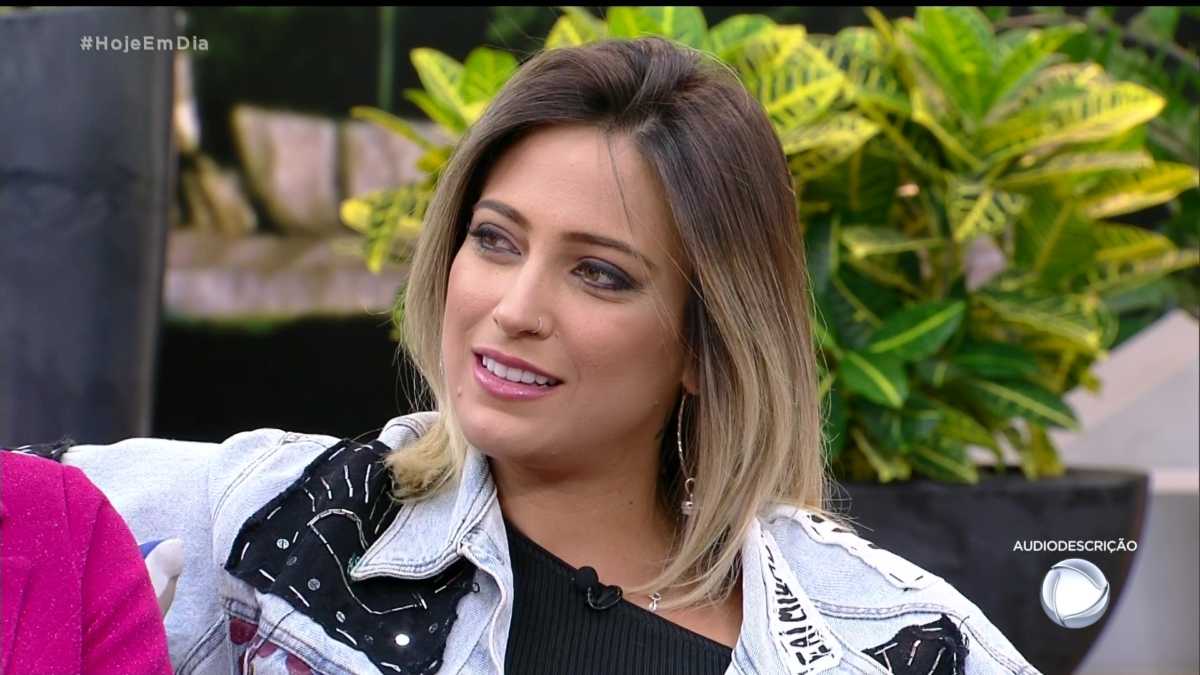 Tati Dias no Hoje em Dia