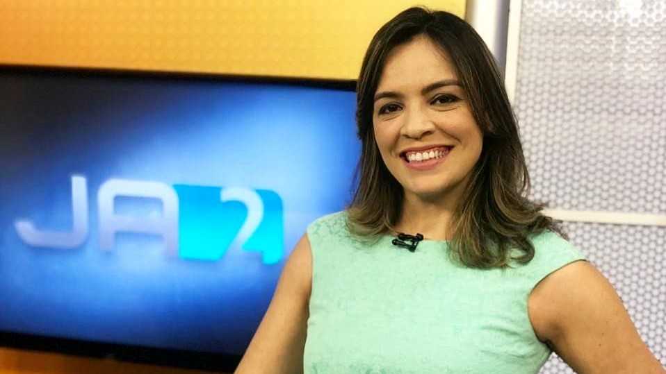 Lorena Gomes também apresentou o JA2 no interior de Goiás