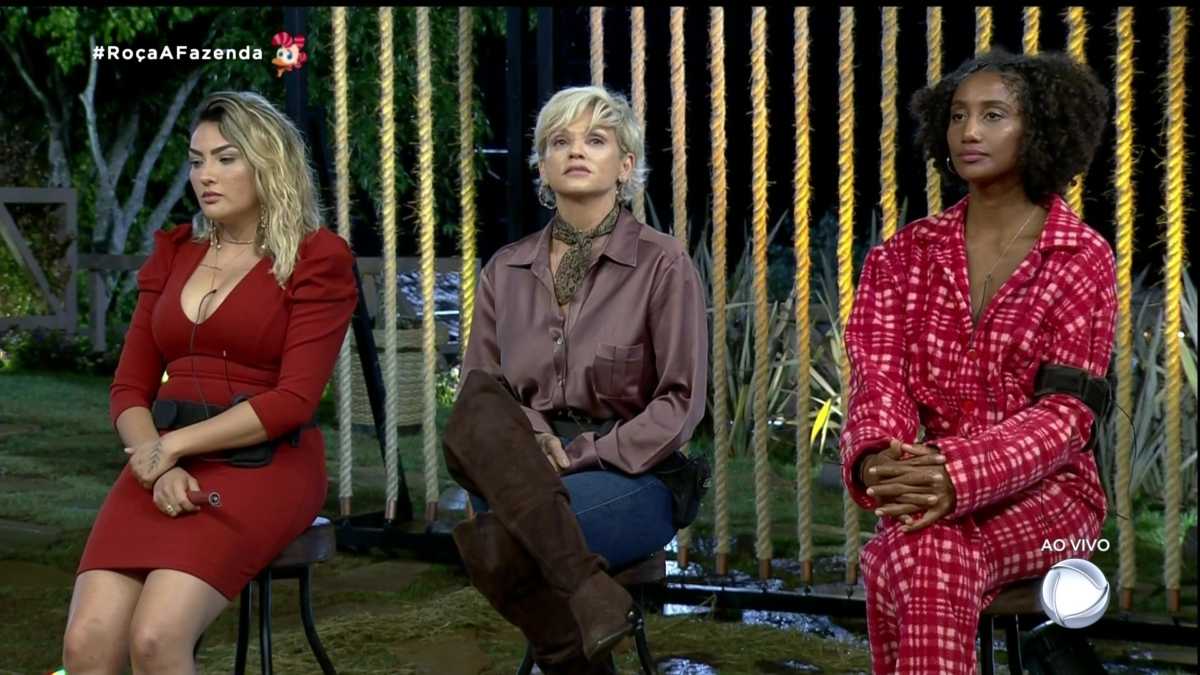 Thayse, Andréa e Sabrina estão na Roça