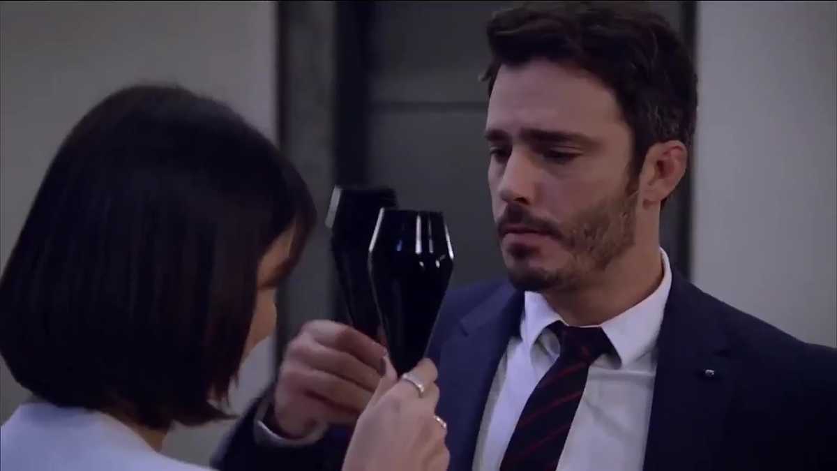 Thiago Rodrigues em cena de 'Amor Sem Igual', a nova novela da Record TV