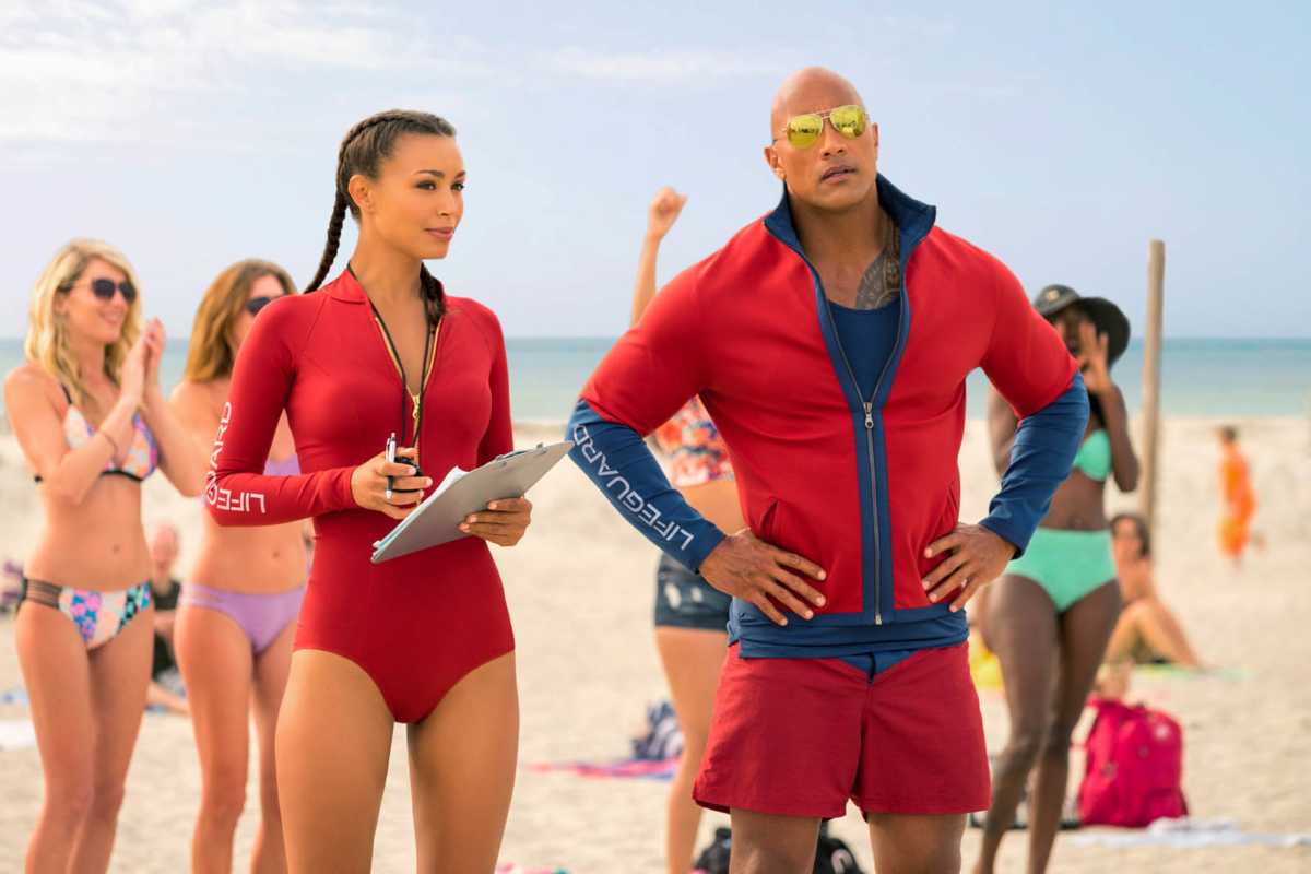 Cena do filme baywatch sos malibu