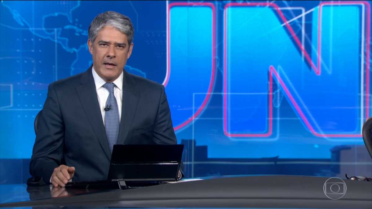 William Bonner apresentando o Jornal Nacional