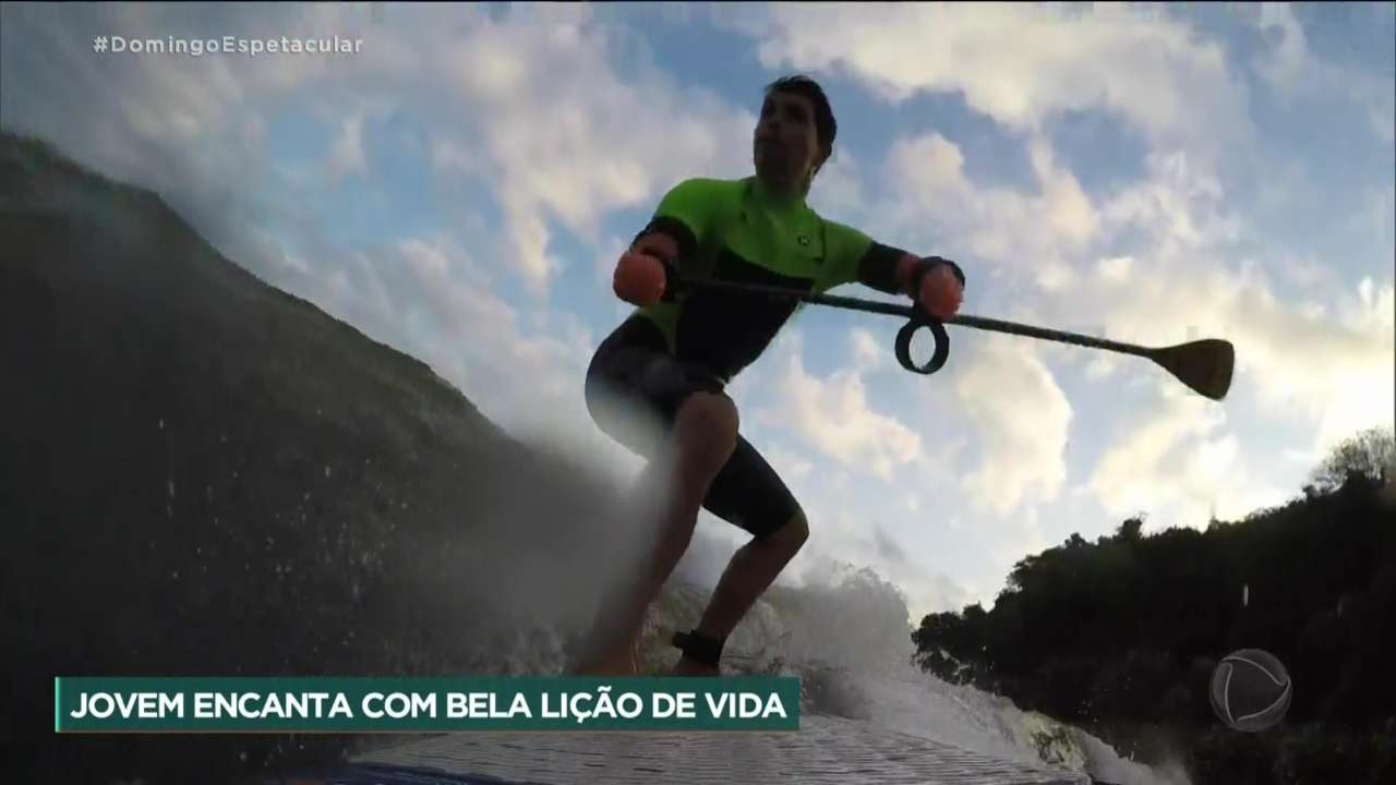 Jonas Leiteri surfando