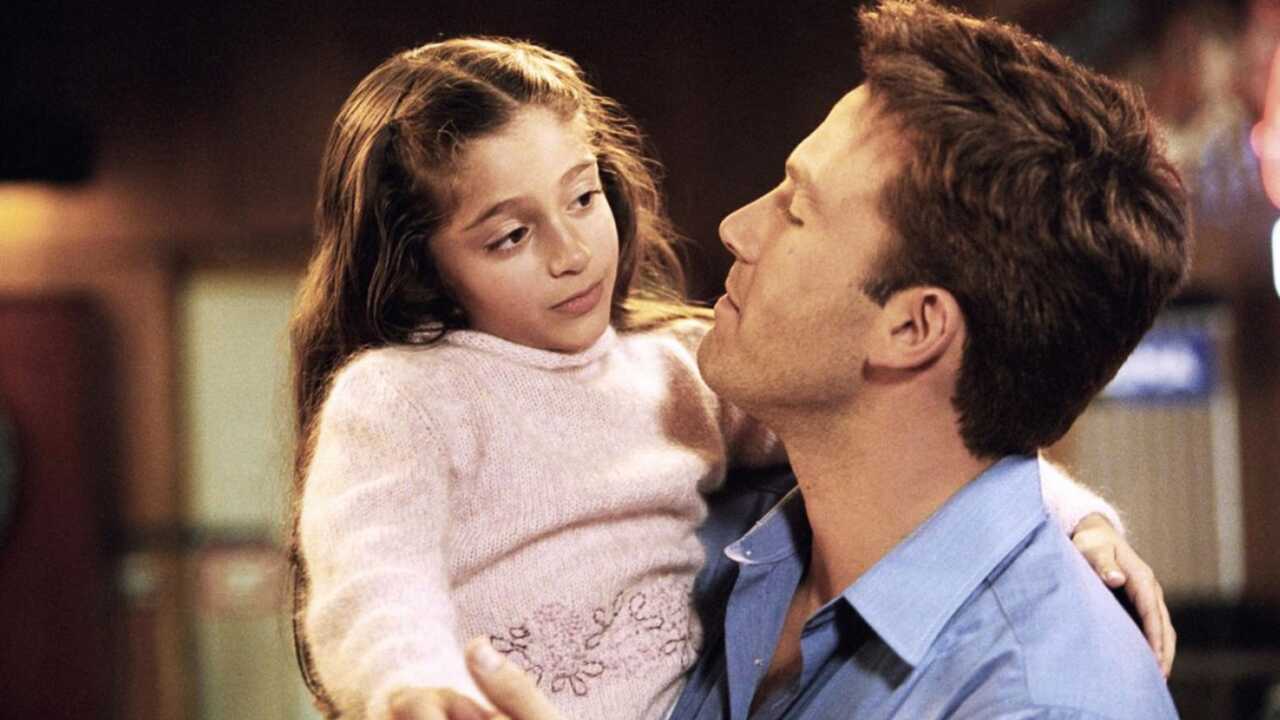 Filme Menina nos Olhos (2004) - Tela de Sucessos - SBT