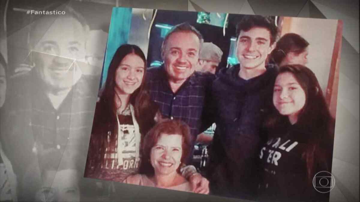 Gugu e sua família em foto de arquivo utilizada na reportagem do Fantástico