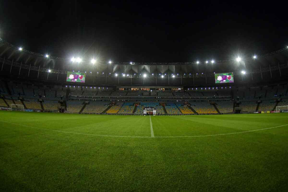 Maracanã vazio no retorno do Campeonato Carioca