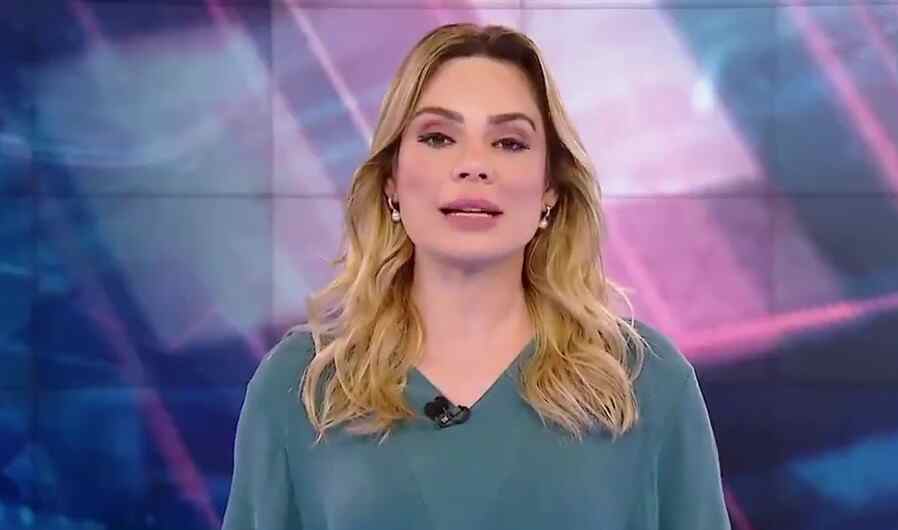 Rachel Sheherazade apresentando o 'SBT Brasil' desta quinta-feira (17)