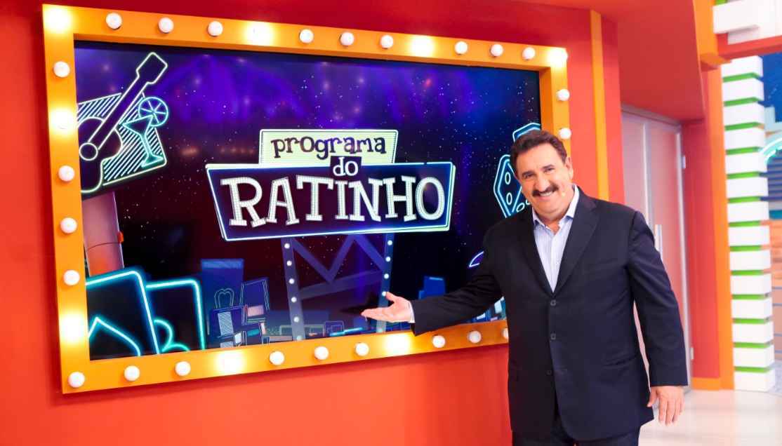 Ratinho em seu programa no SBT l Imagem: Reprodução