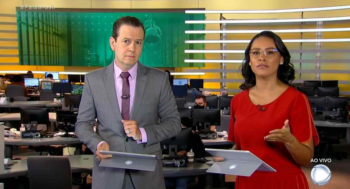 Celso Zucatelli e Salcy Lima no estúdio do Fala Brasil