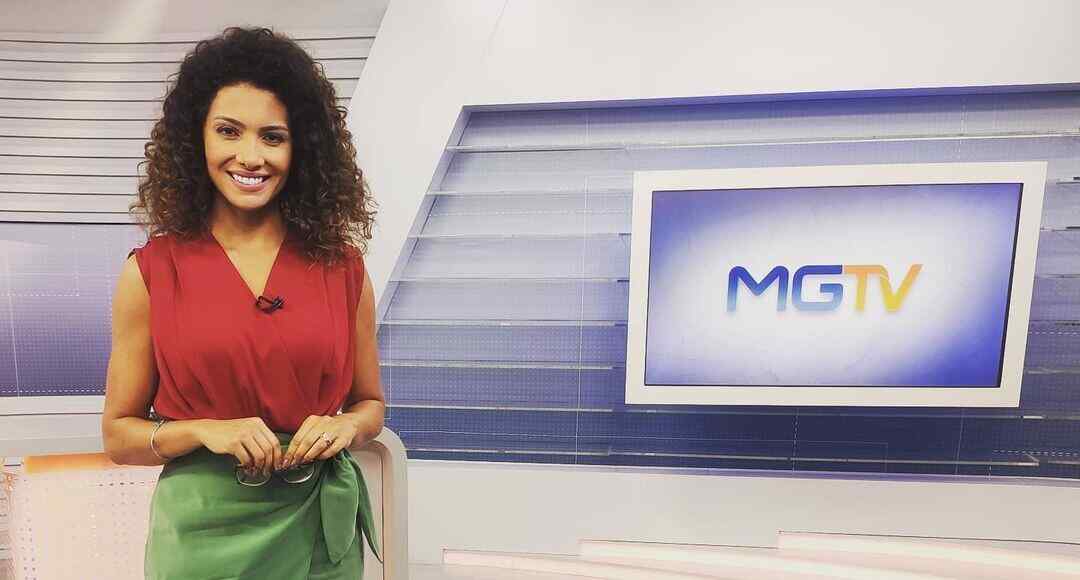 Aline Aguiar no estúdio do MGTV na Globo Minas