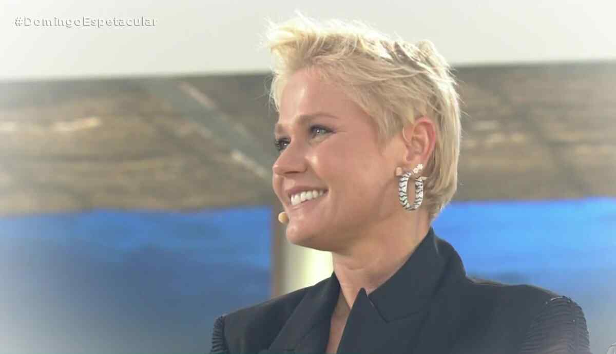 Xuxa em sua estreia na Record TV no ano de 2015