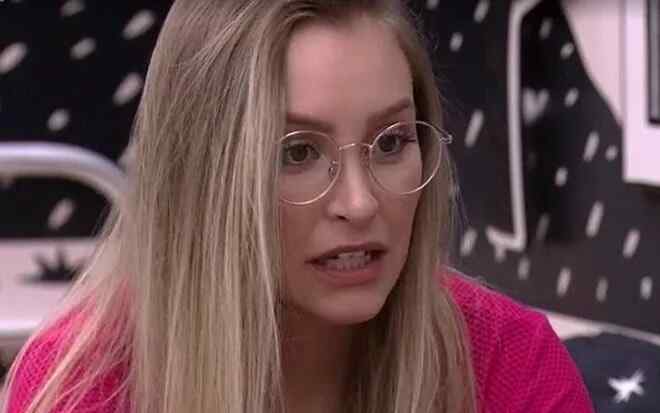 Carla Diaz conversou com Arthur sobre o veto na prova do líder.