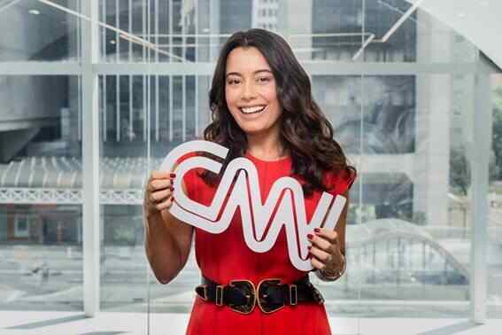 Daniela Filomeno apresenta o CNN Viagem