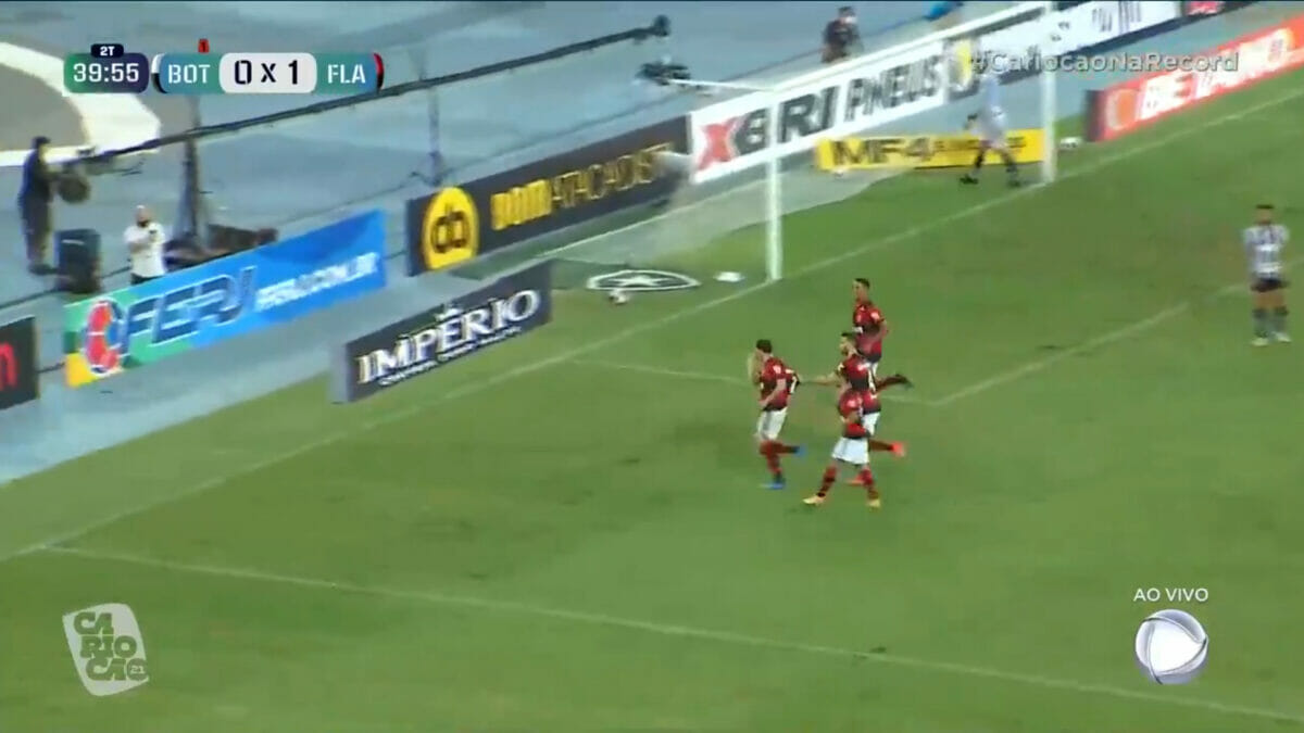 Partida entre Botafogo e Flamengo no Cariocão faz Record TV atingir pico de 18 pontos