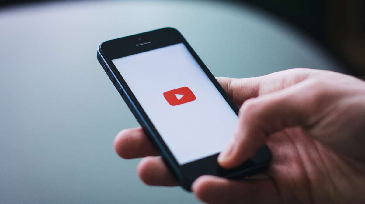 YouTube mobile pode vir como modo 'loop' ou 'repeat' no aplicativo para smartphones