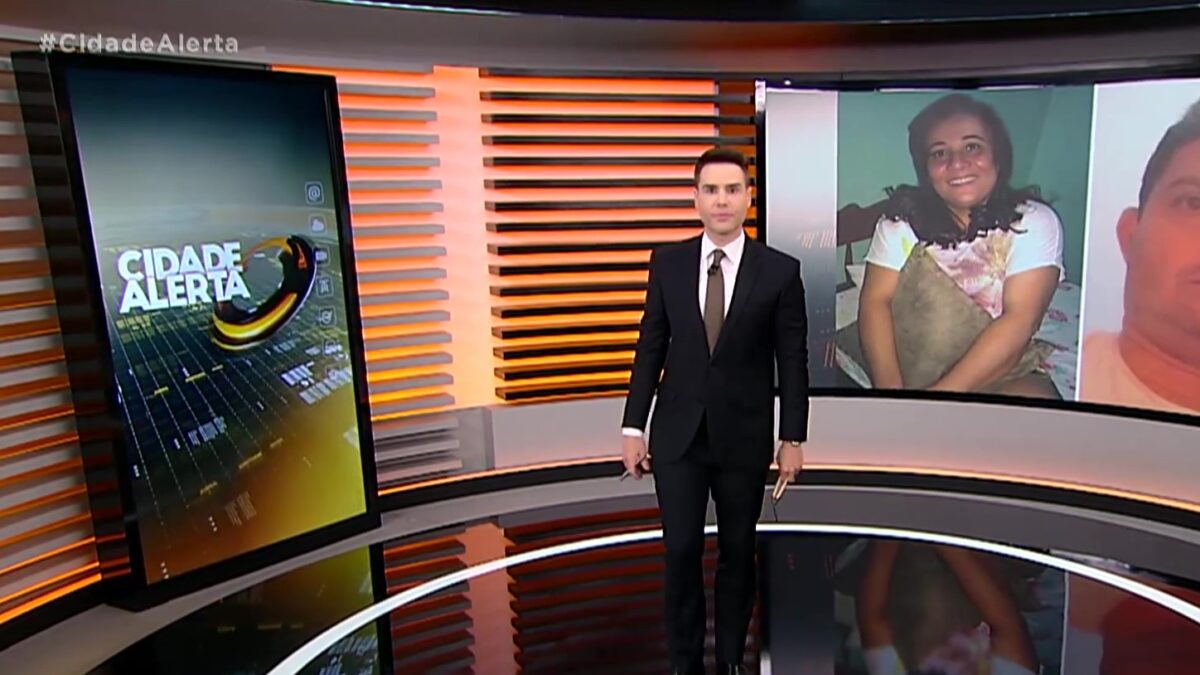 Luiz Bacci no estúdio do Cidade Alerta falando sobre o Caso Lucilene