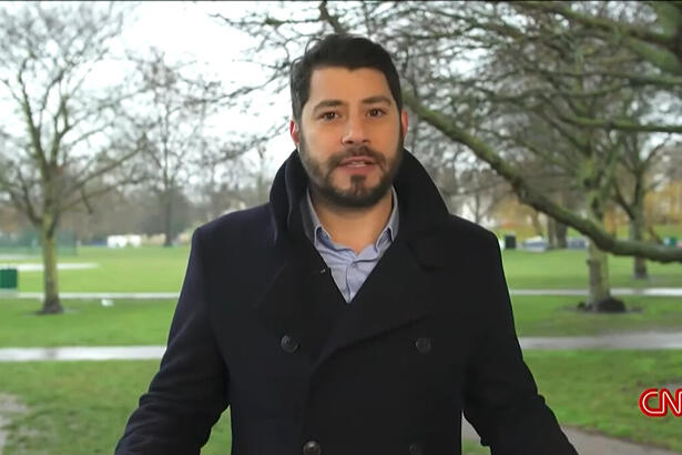 Evaristo Costa durante uma edição do CNN Séries Originais