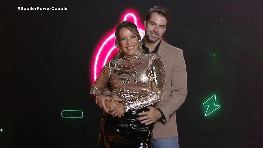 Renata e Leandro são anunciados no Power Couple Brasil 5