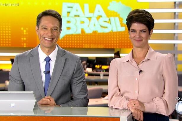 Sergio Aguiar e Mariana Godoy durante uma edição do Fala Brasil