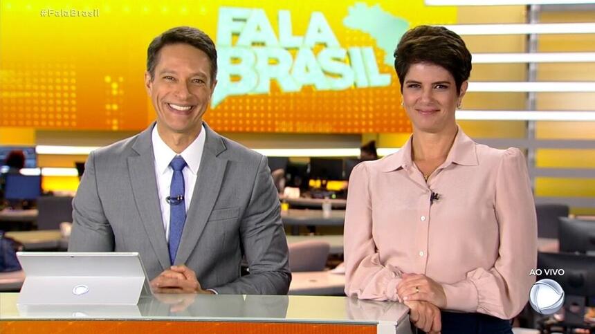 Sergio Aguiar e Mariana Godoy durante uma edição do Fala Brasil