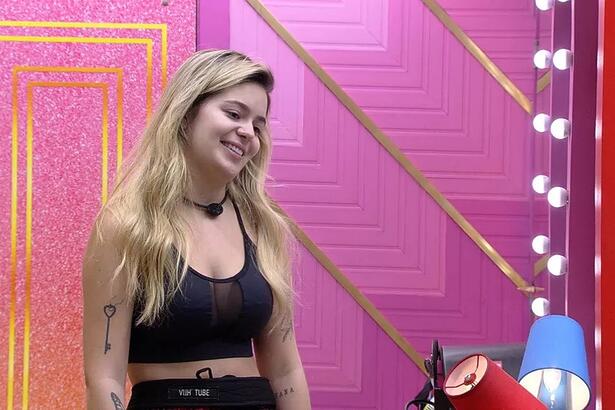 Ela ataca novamente! Viih Tube, após fazer o raio-x no BBB 21 revelou para Gilberto que sonhou com o brother chegando na final.