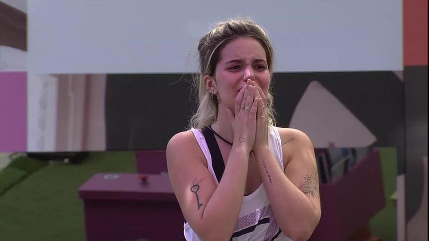 Após mais de 14 horas de prova, Viih Tube é a nova líder do BBB 21.