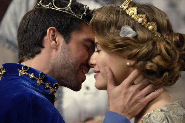 Casamento de Enrico e Pietra, realizando no capitulo de 29 de abril em Belaventura