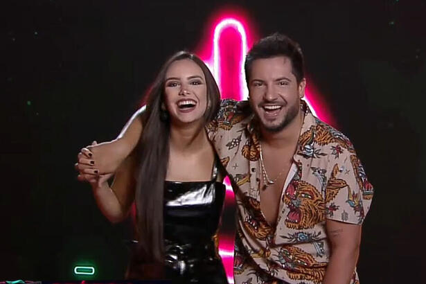 Thiago Bertoldo e Geórgia na imagem de divulgação do Power Couple Brasil 5 pela Record TV